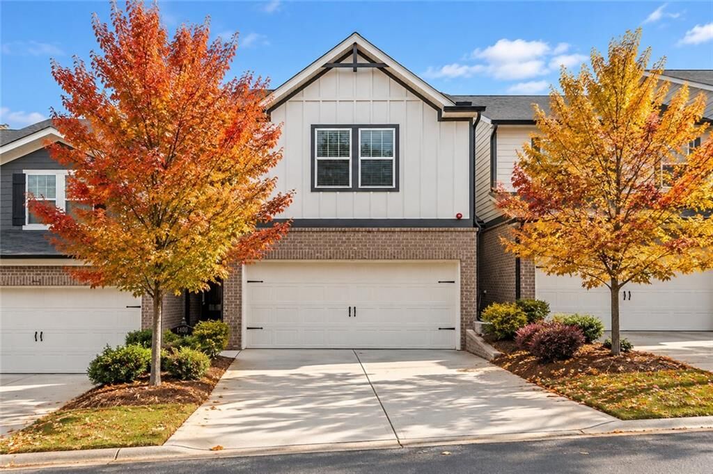 Property Photo:  1402 Vayda Court  GA 30066 