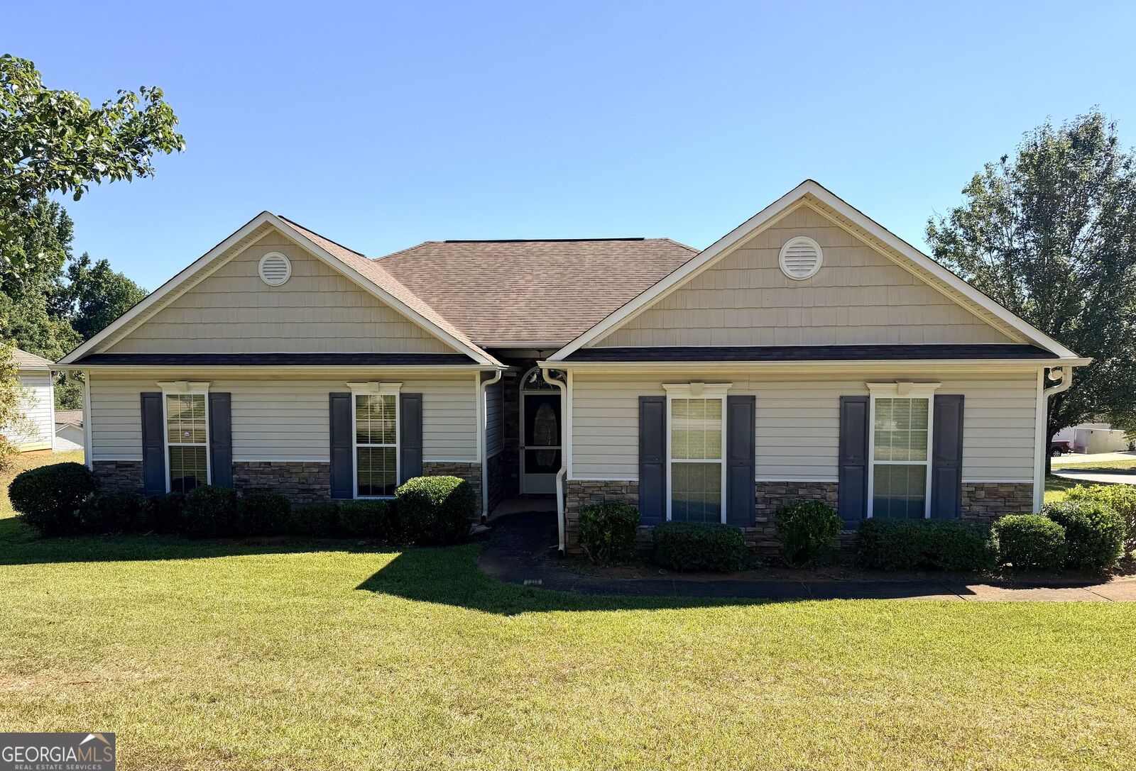 Property Photo: 100 Deer Creek Drive GA 30240