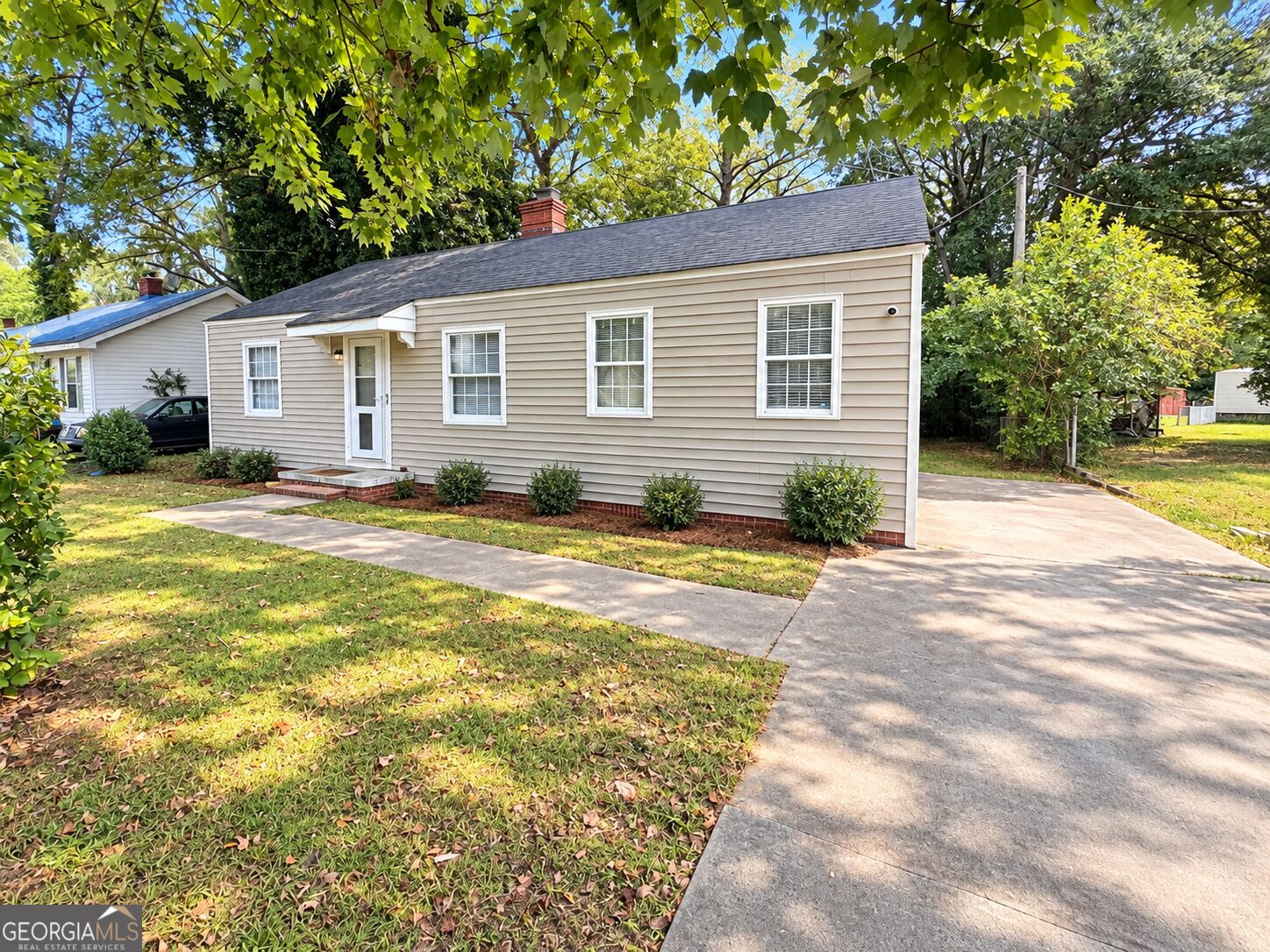 Property Photo: 403 Thomas Boulevard GA 31093
