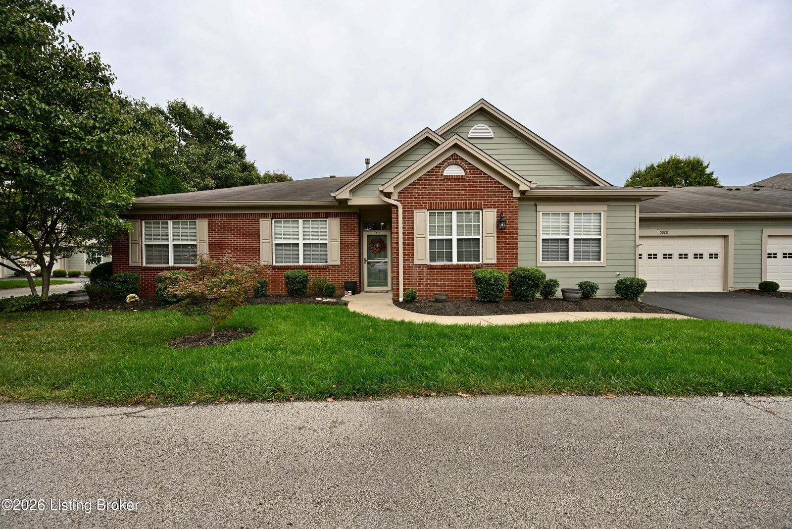 Property Photo: 5020 Cotehele Pl KY 40241