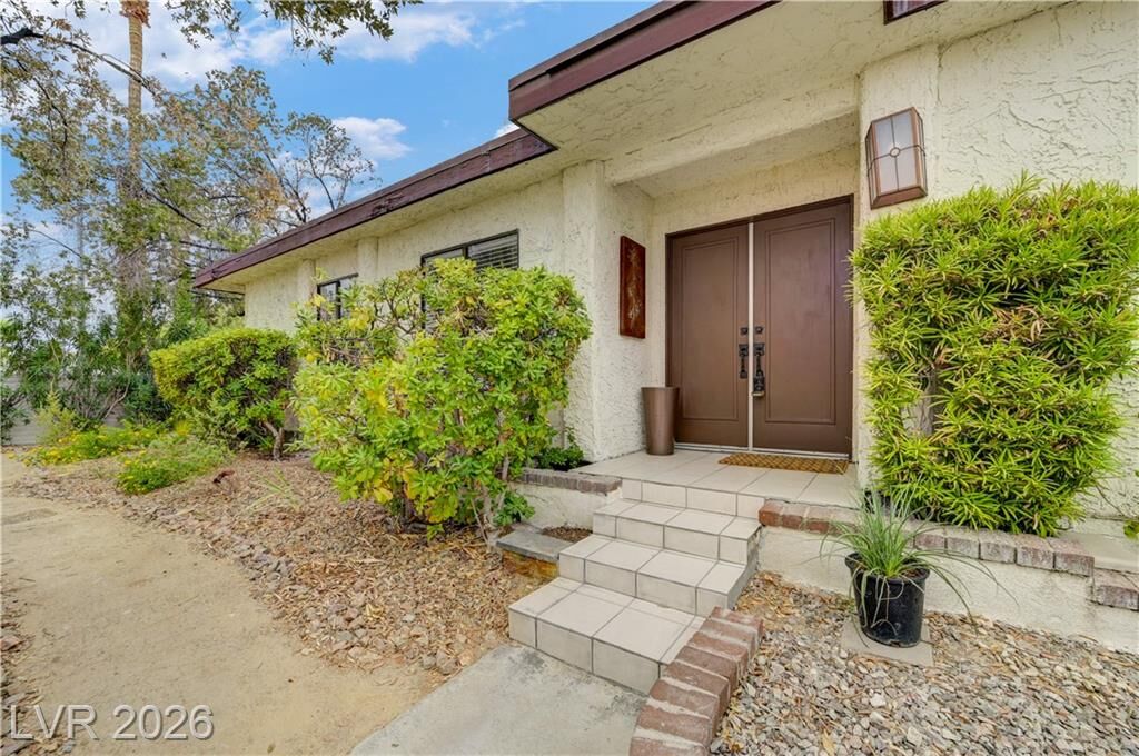 Property Photo: 2695 San Lago Court NV 89121
