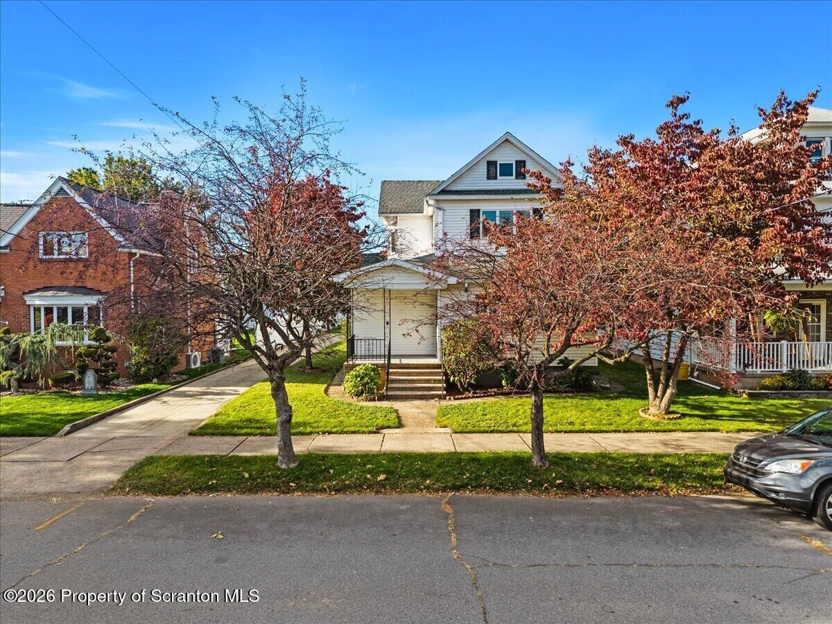 Property Photo:  227 Memorial Street  PA 18643 