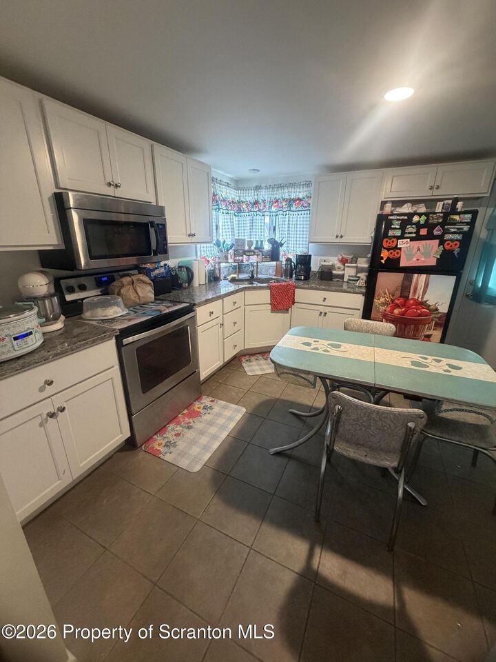 Property Photo: 546 N Bromley Avenue PA 18504