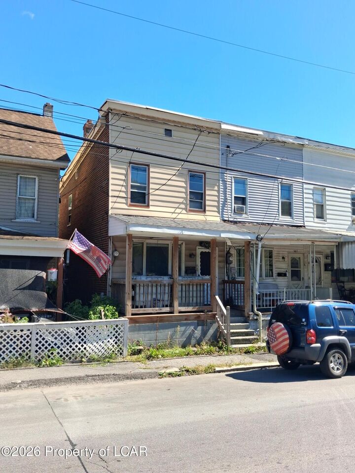 Property Photo: 609 N Railroad Street PA 18252
