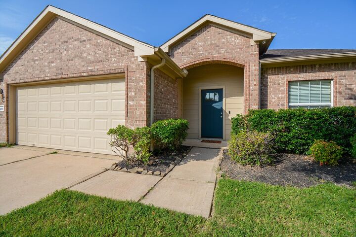 Property Photo: 18111 Cypress Mist Court TX 77433