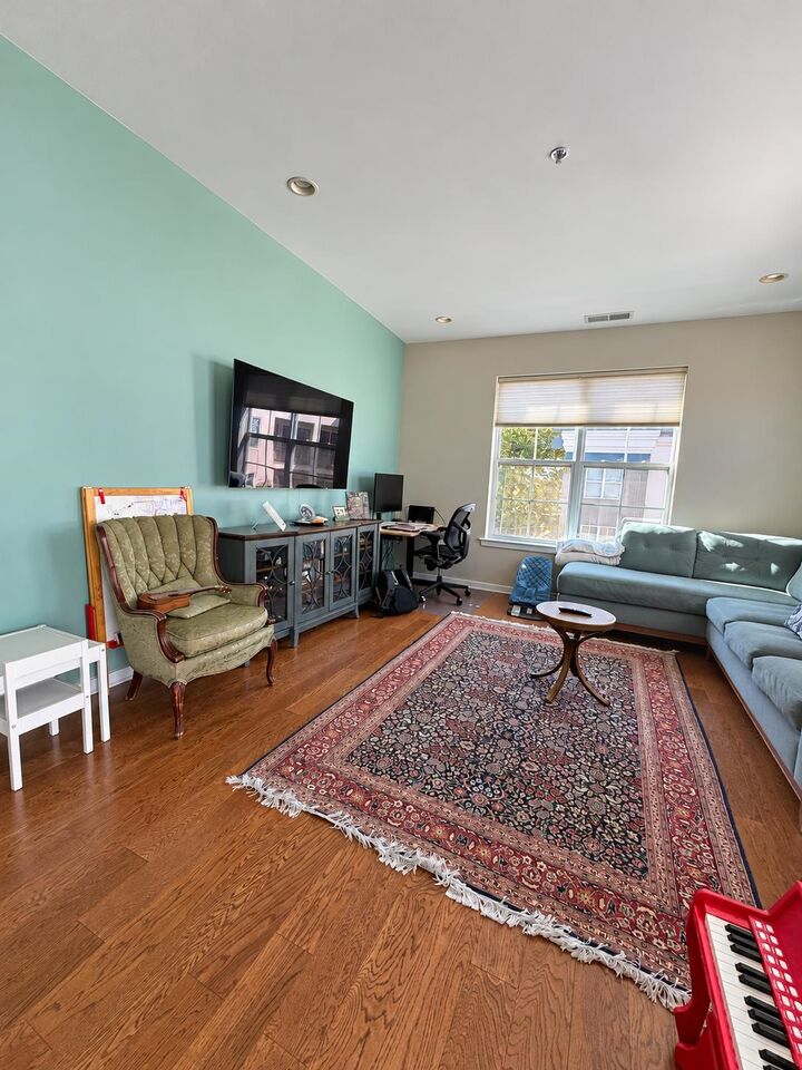 Property Photo:  443 2nd St 405  NJ 07302 