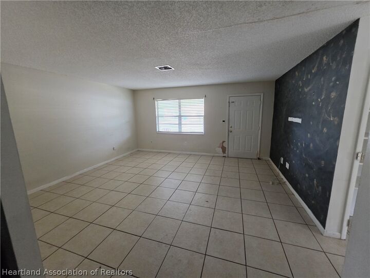 Property Photo:  2103 Wightman Avenue  FL 33870 