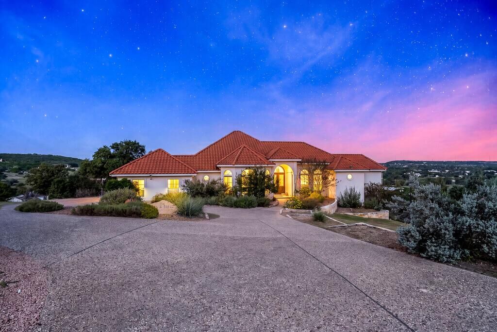 Property Photo:  349 Saddlewood Blvd  TX 78028 