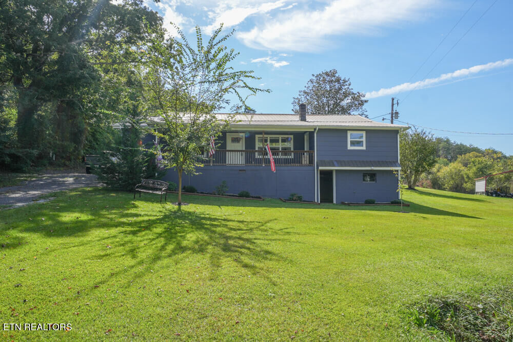 Property Photo: 111 Cathcart Rd TN 37885