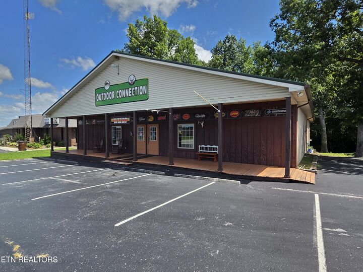 Property Photo:  969 Miller Ave  TN 38555 