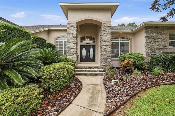 Property Photo:  5599 Summerland Hills Drive  FL 33812 