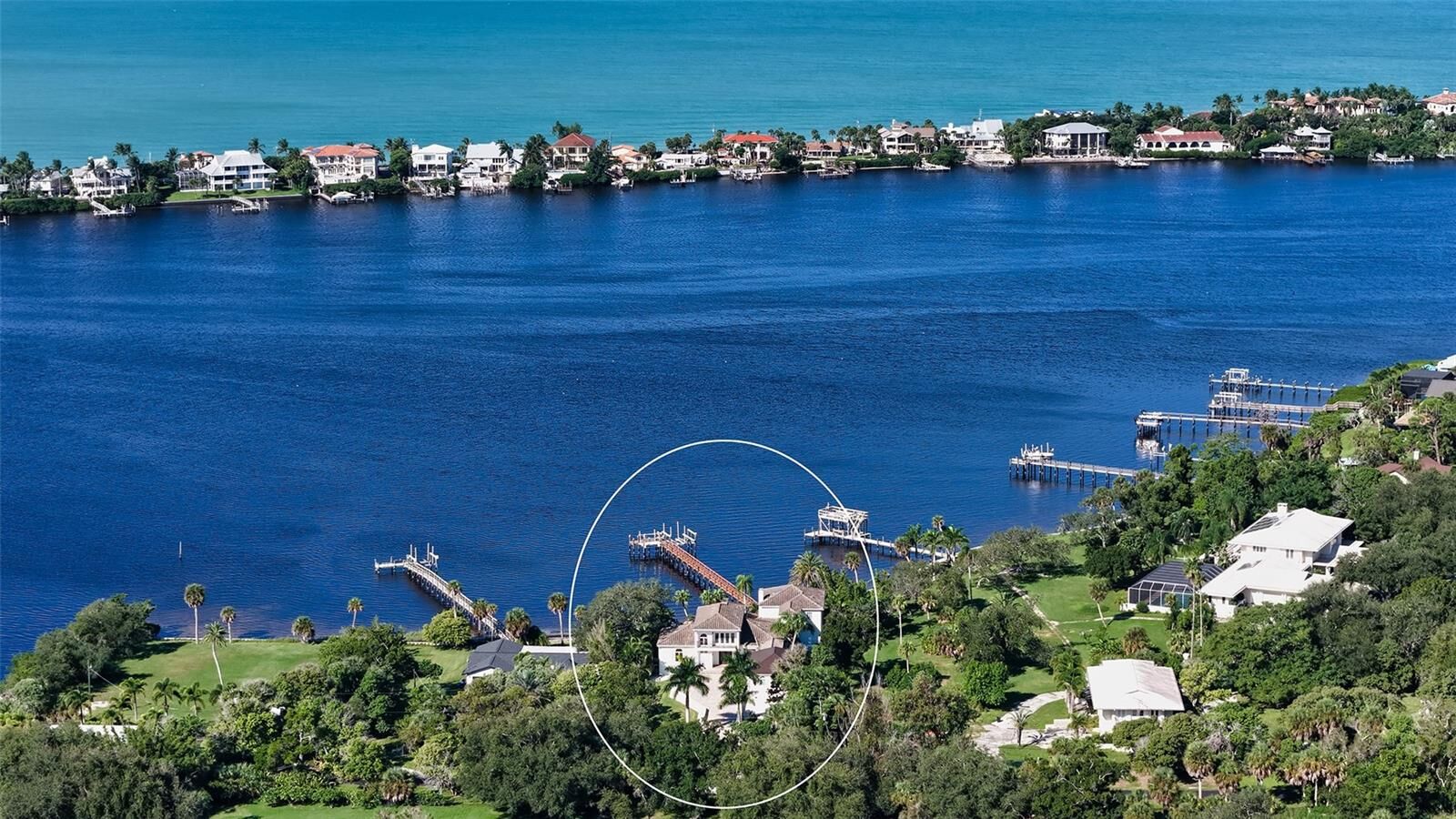 Property Photo: 2115 Lychee Lane FL 34275