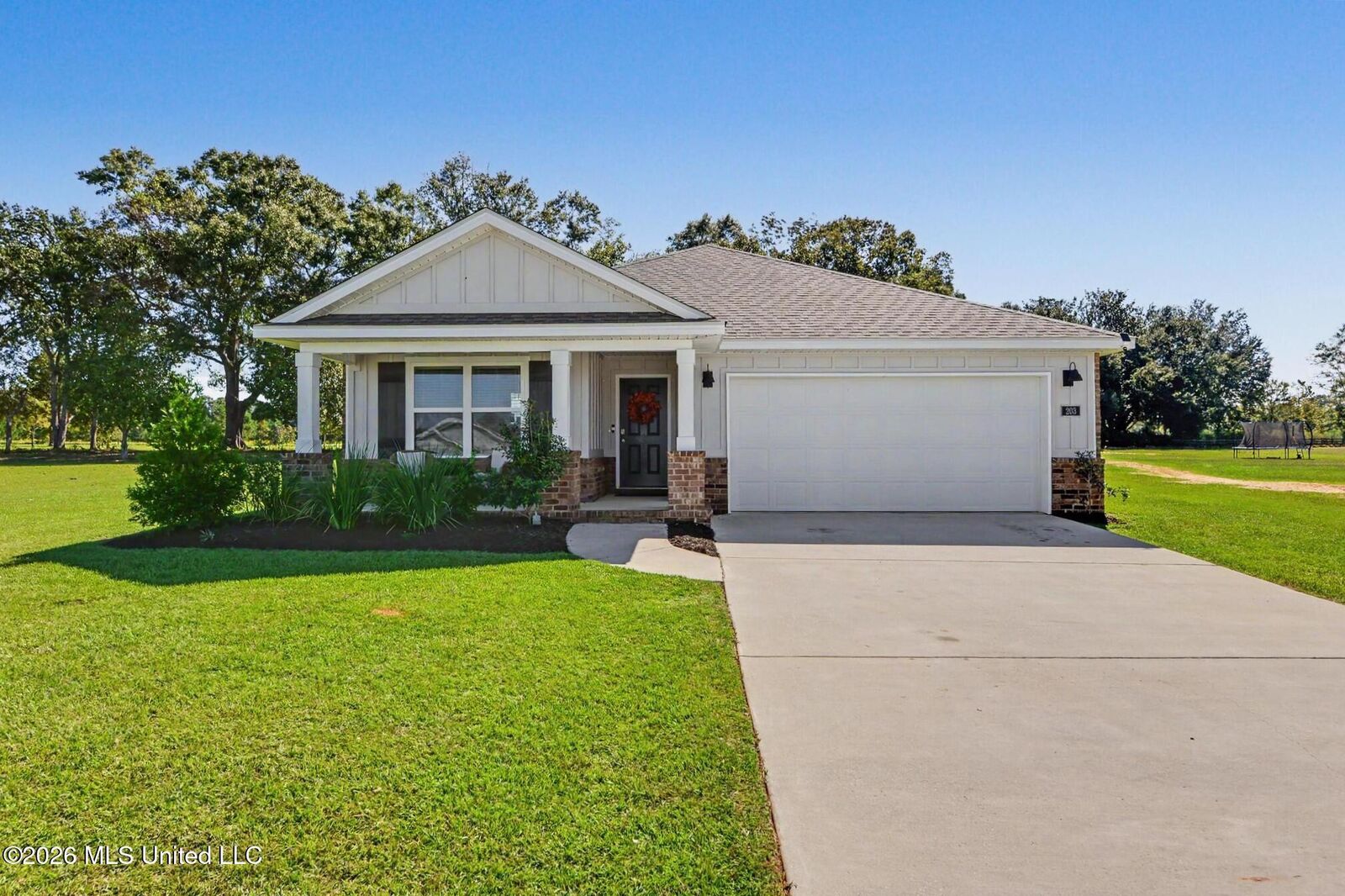 Property Photo: 203 Mill Court MS 39452