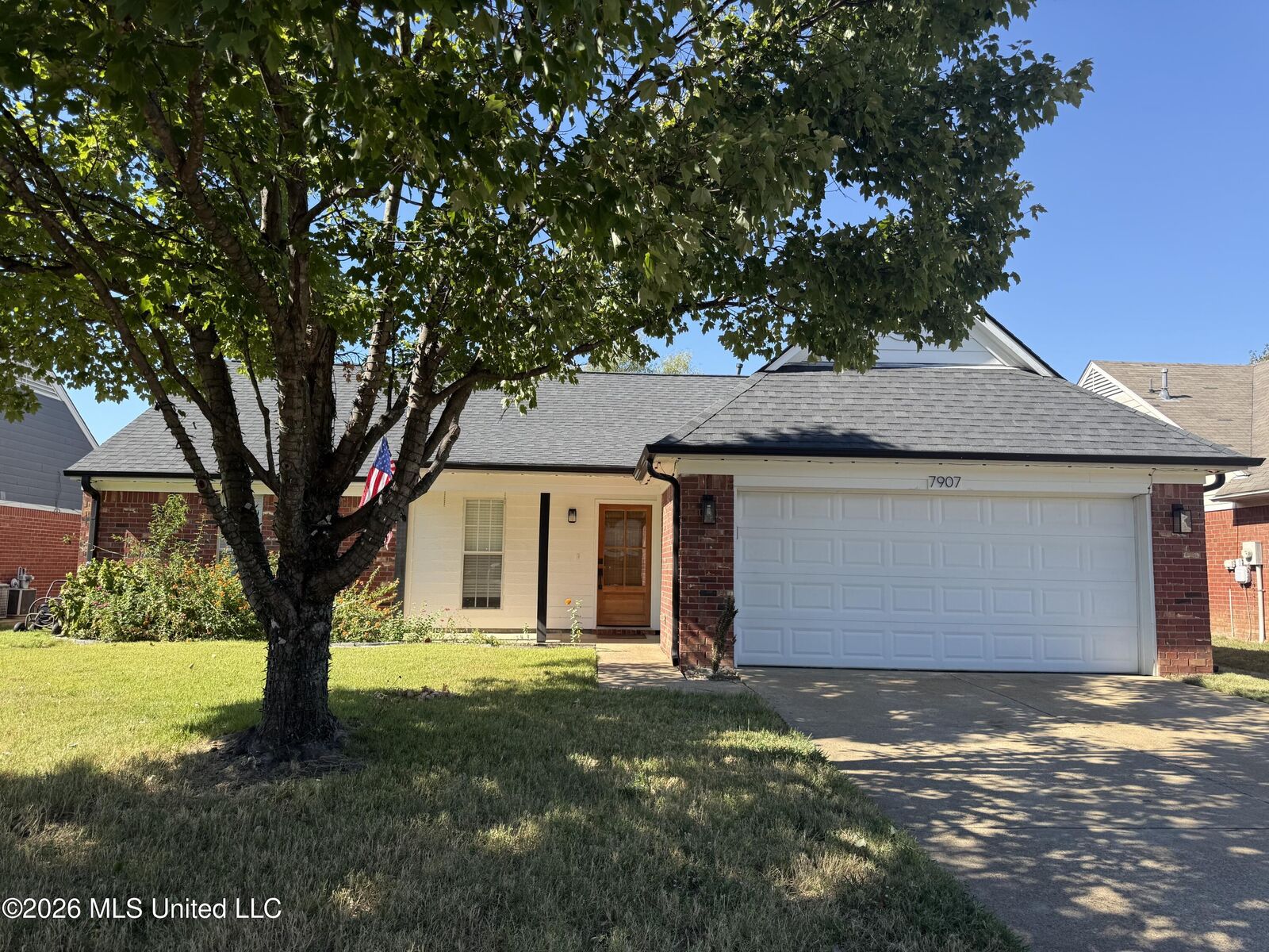 Property Photo:  7907 Jane Ayre Drive  MS 38671 
