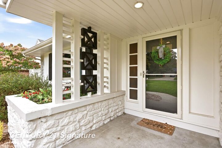 Property Photo:  45 Benton Road  MI 48602 