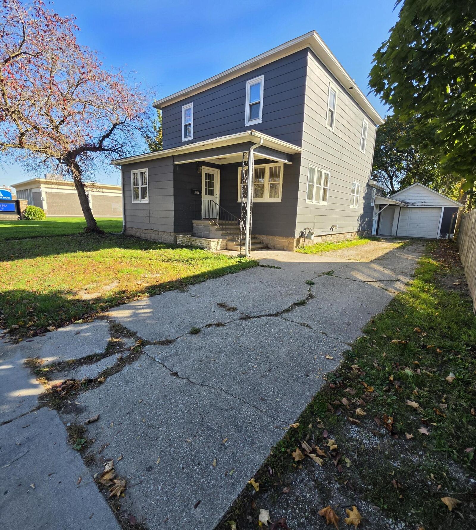 Property Photo: 113 W State Street MI 49454