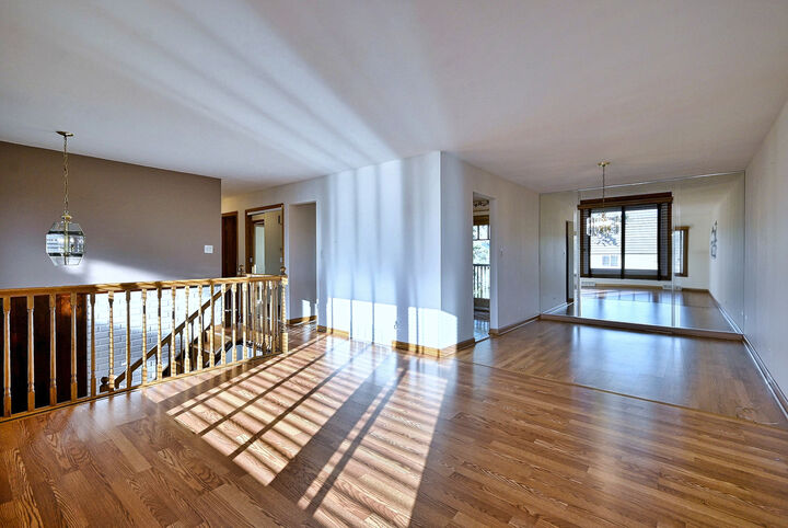 Property Photo:  635 N Rumple Lane  IL 60101 