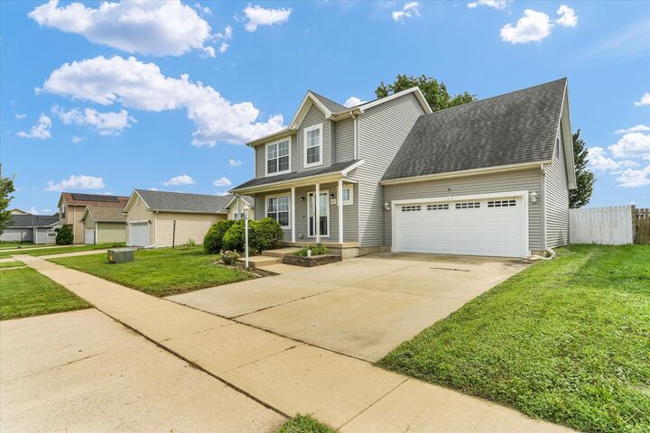 Property Photo:  4103 Pebblebrook Lane  IL 61822 