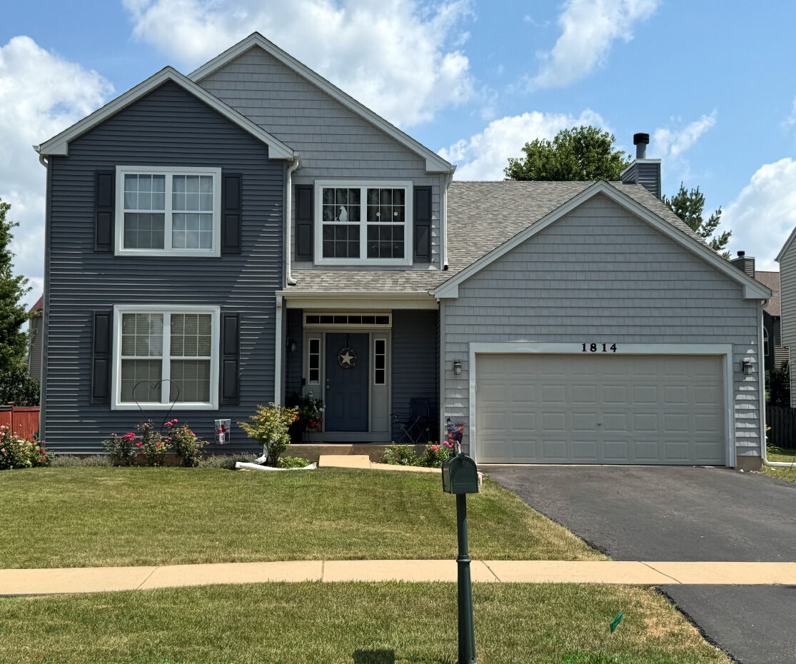 Property Photo:  1814 Springside Drive  IL 60586 