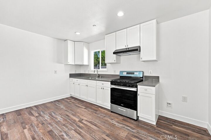 Property Photo:  11919 Burton Street  CA 91605 