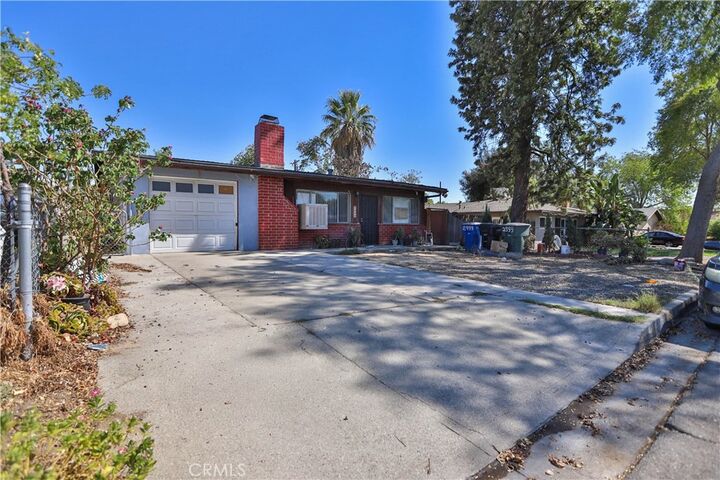 Property Photo:  2999 Casa Loma Drive  CA 92404 