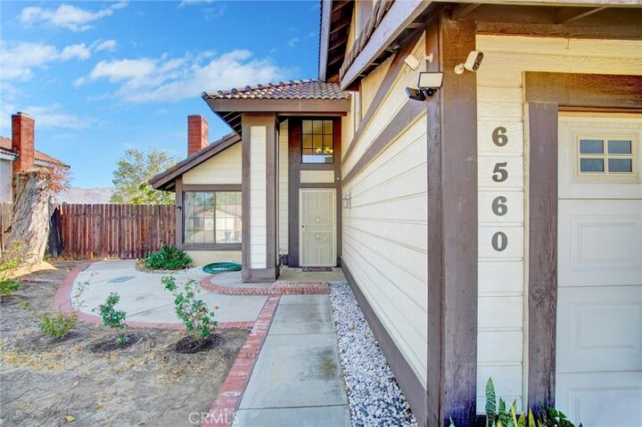 Property Photo:  6560 Hemingway  CA 92506 