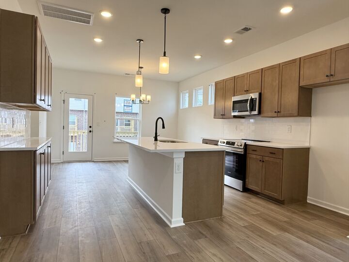 Property Photo: 146 Rosebush Lane N TN 37087