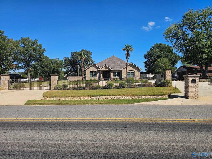 Property Photo:  14738 East Limestone Road  AL 35749 