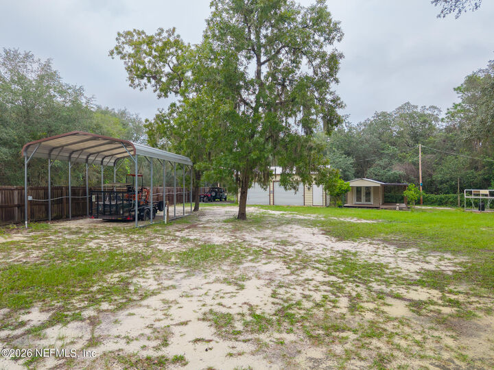 Property Photo:  203 Pond Circle  FL 32148 