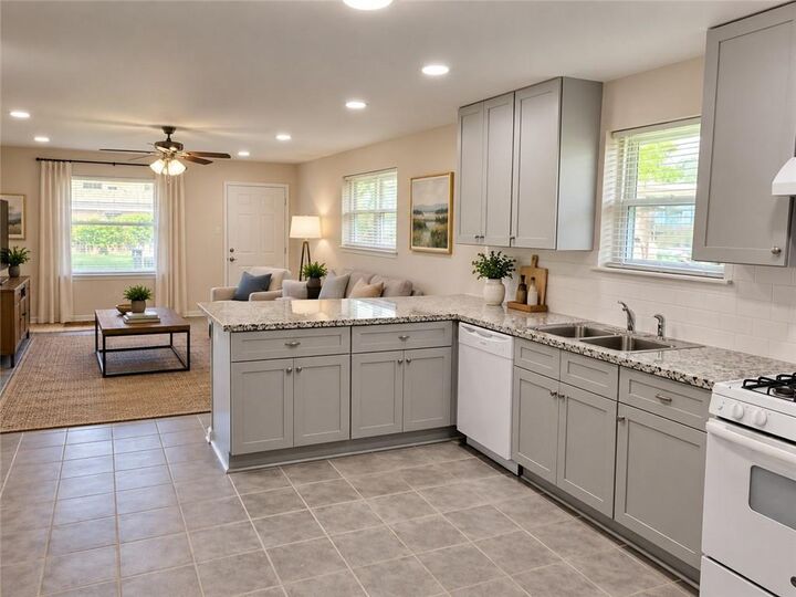 Property Photo: 1413 Seminole Avenue LA 70005