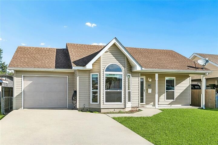 Property Photo: 5236 Richland Drive LA 70072