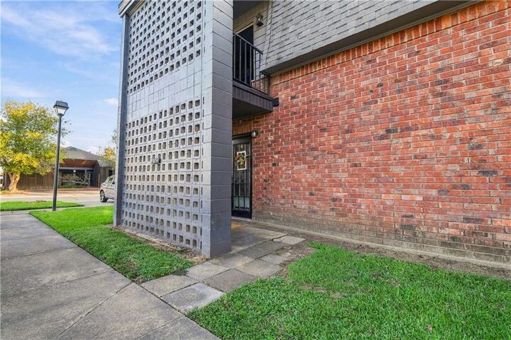 Property Photo: 4500 Parliament Drive 129 LA 71303