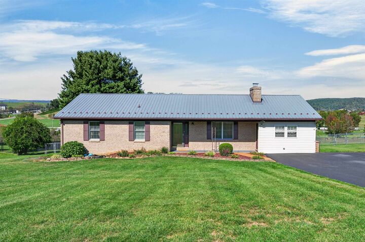 Property Photo: 192 Whispering Pines Drive VA 24360