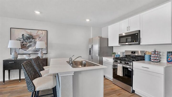 Property Photo:  340 Wayland Street  TX 76059 