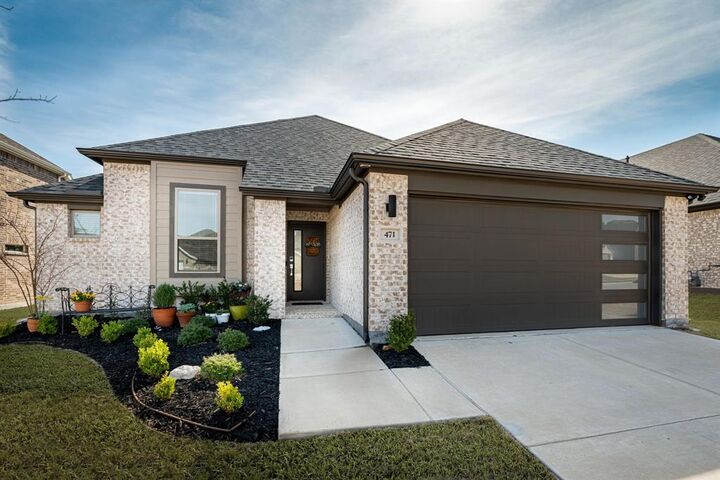 Property Photo: 471 Crystal Clear Lane TX 75407
