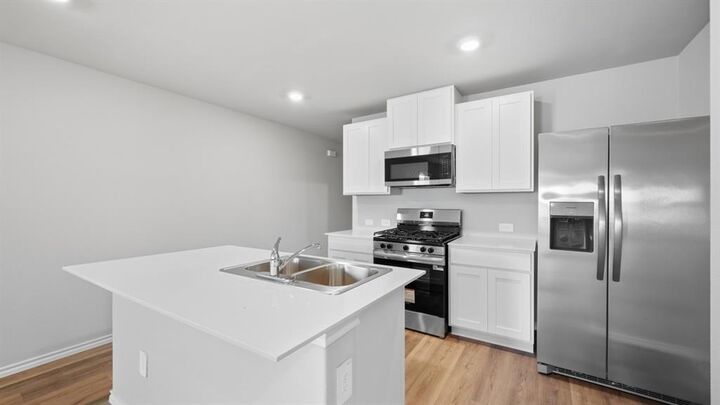 Property Photo:  1404 Denim Street  TX 76249 