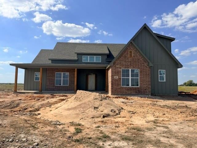 Property Photo:  149 Bluegrass Bend  TX 76640 