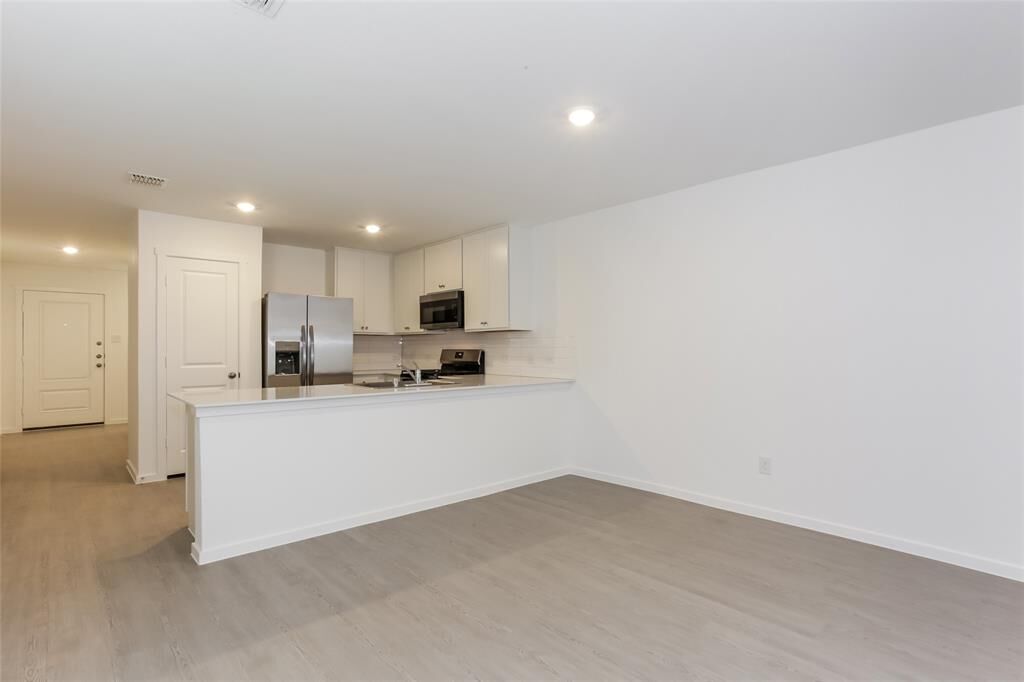 Property Photo: 1317 Buckaroo Boulevard TX 76052