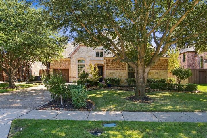 Property Photo: 11086 Wellshire Lane TX 75035