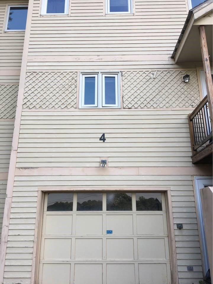 Property Photo:  825 John Fitch Hwy 4  MA 01420 