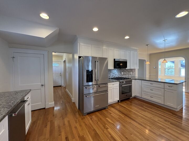 Property Photo:  40 Ansonia Rd 40  MA 02132 