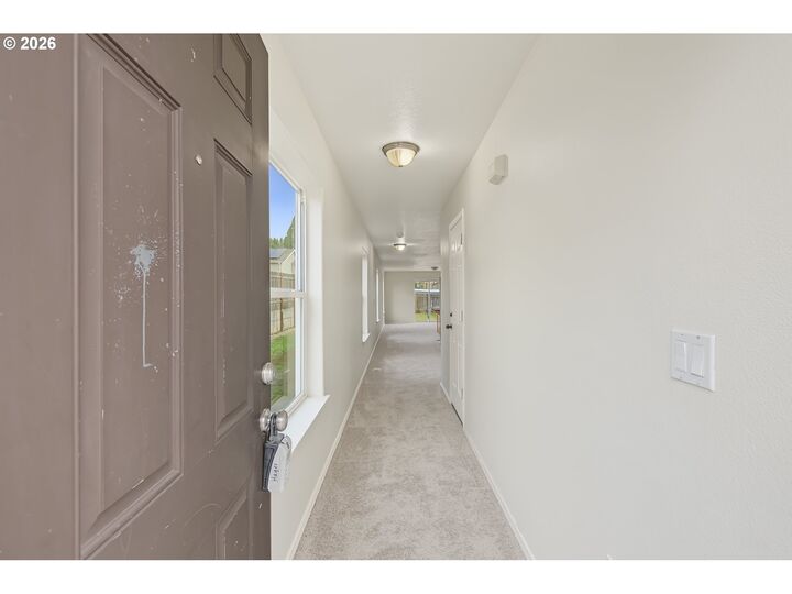 Property Photo: 5310 SE 136th Ave OR 97236