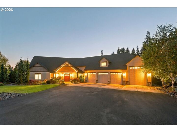 Property Photo: 159 Mercury St WA 98674