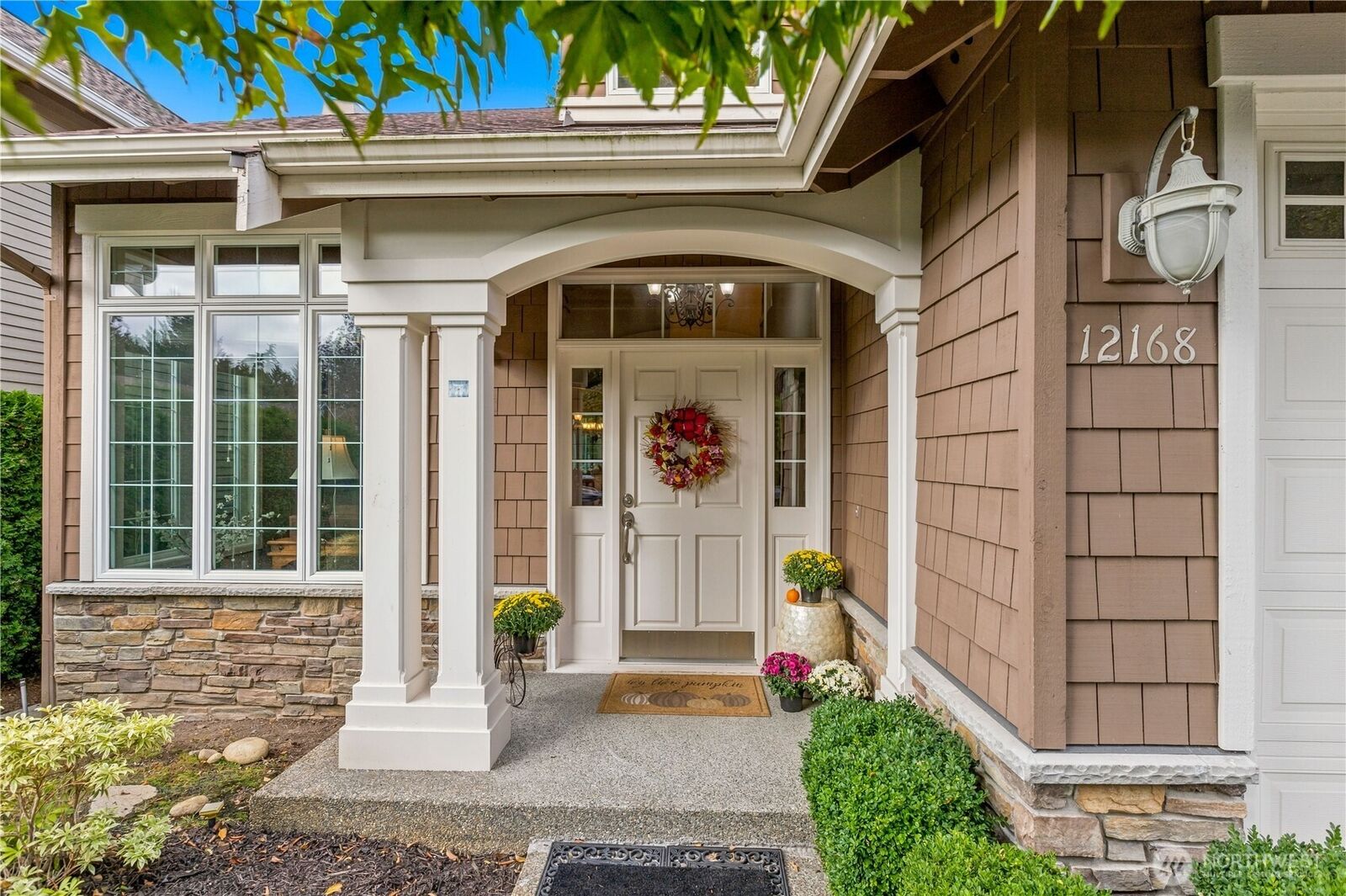 Property Photo:  12168  Wilmington Way  WA 98275 