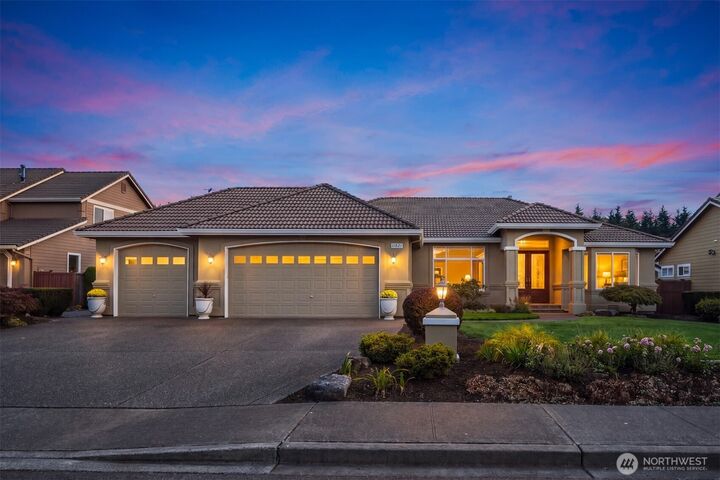 Property Photo: 11821 SE 290th Place WA 98092