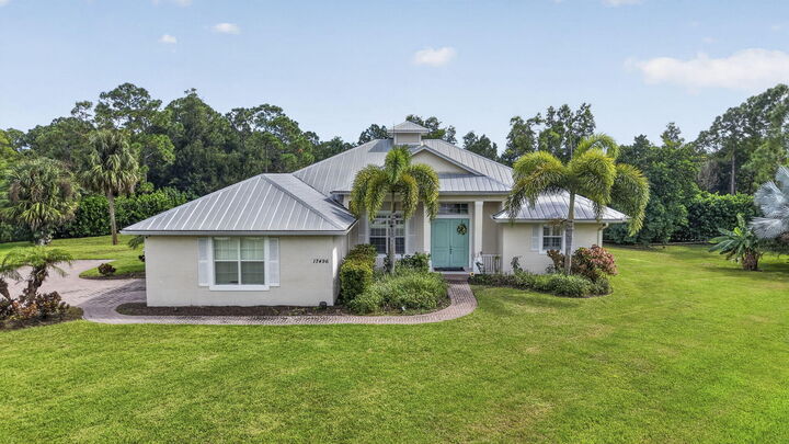 Property Photo:  17496 72nd Road N  FL 33470 