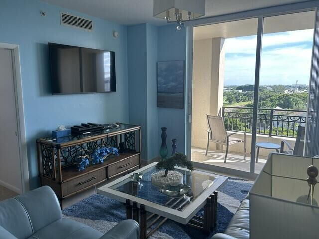 Property Photo:  550 Okeechobee Boulevard 725  FL 33401 