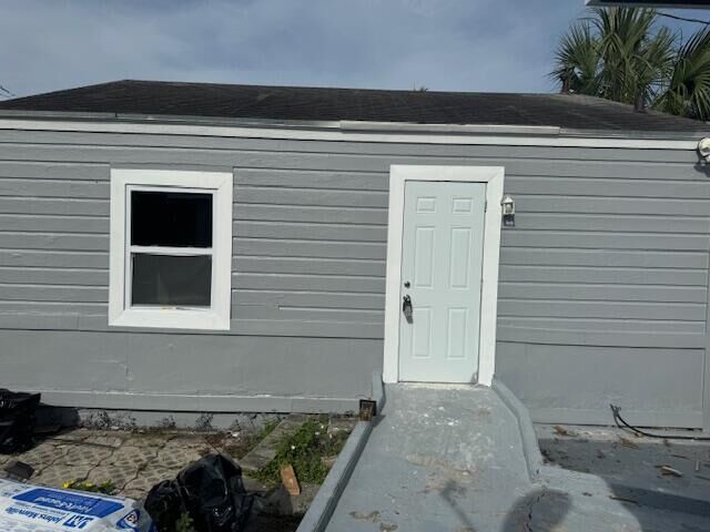 Property Photo:  1309 N J Street Rear  FL 33460 