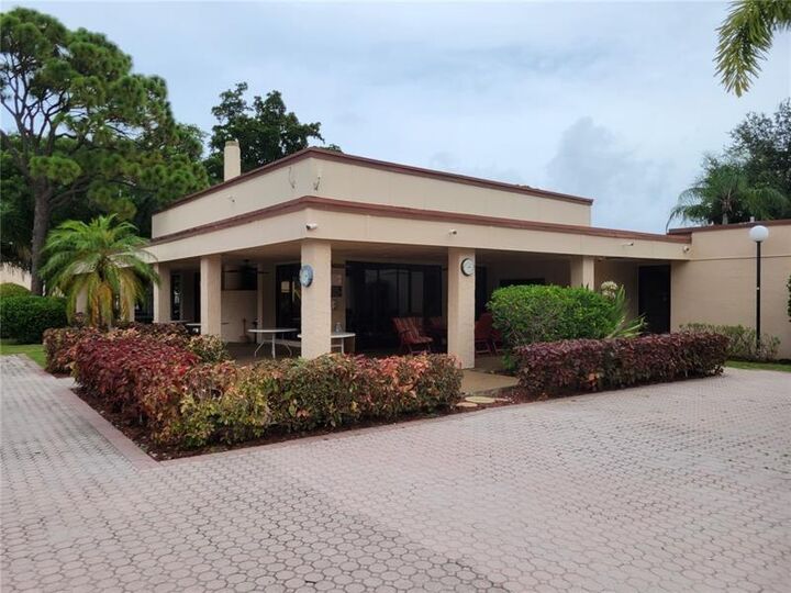 Property Photo:  5841 Riverside Drive 102-A3  FL 33067 