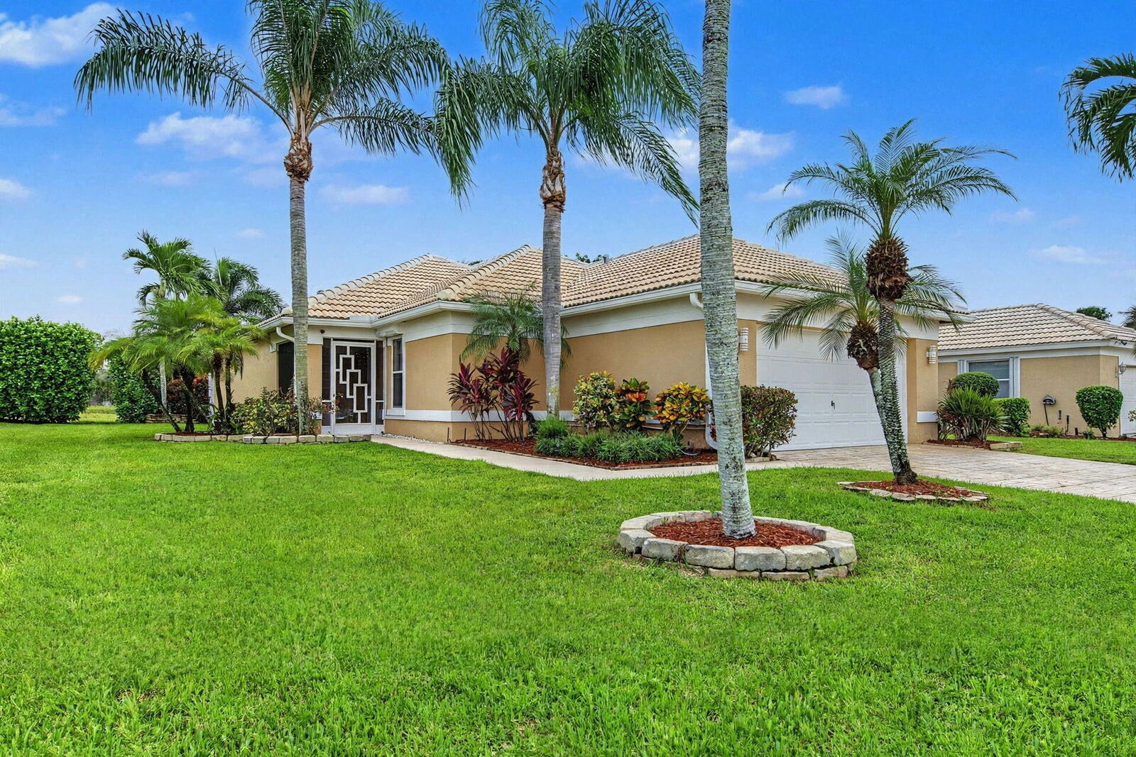 Property Photo:  12986 Hampton Lakes Circle  FL 33436 
